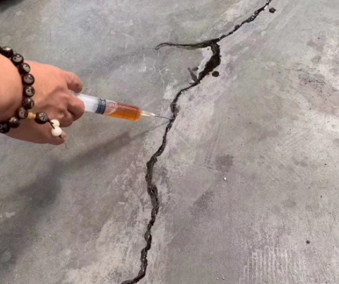 榆中混凝土裂缝修补技术详解​